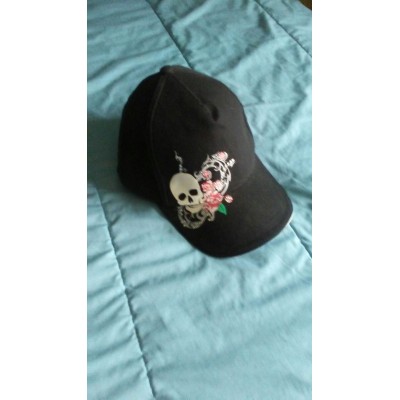 Ladies  Skull Roses Black Baseball Cap.  eb-48951523